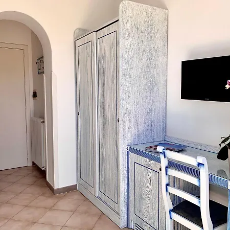 Hotel Flavio 3*